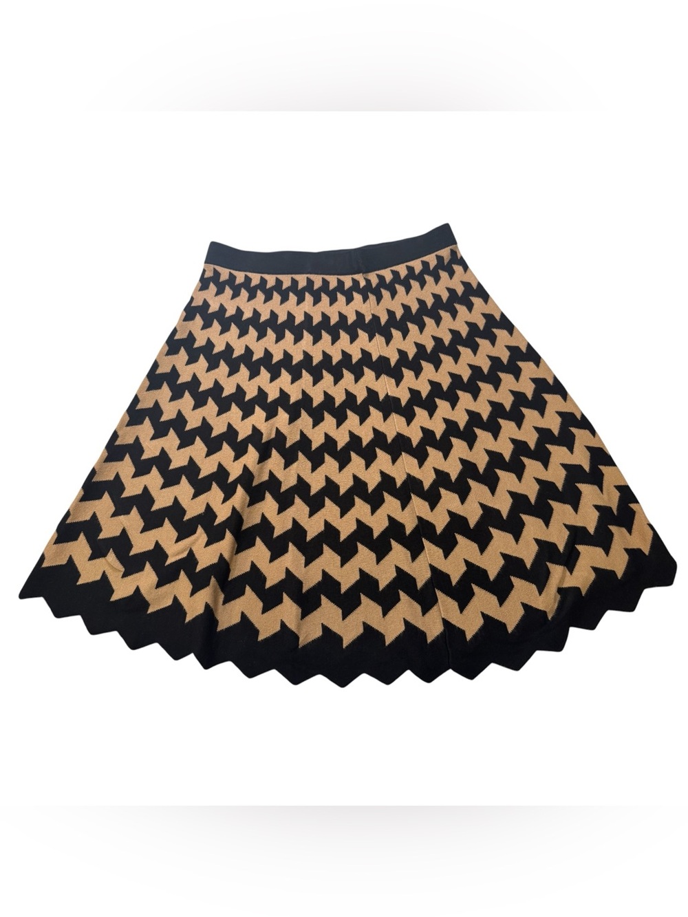 Etcetera Black and Tan Houndstooth Scalloped A-Line Skirt